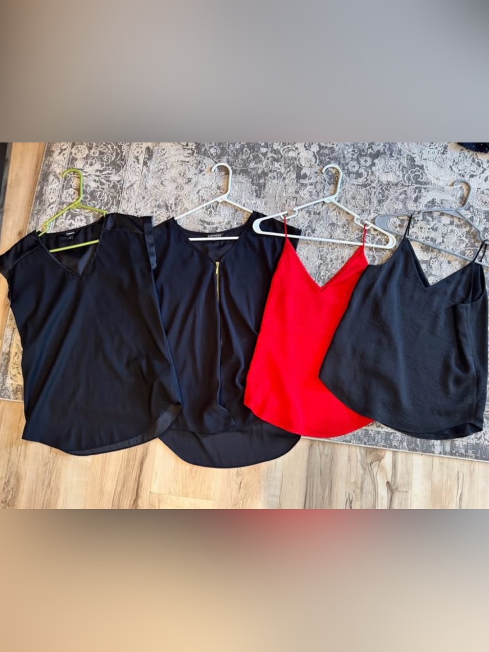 Express Blouse Bundle - Picture 4 of 5